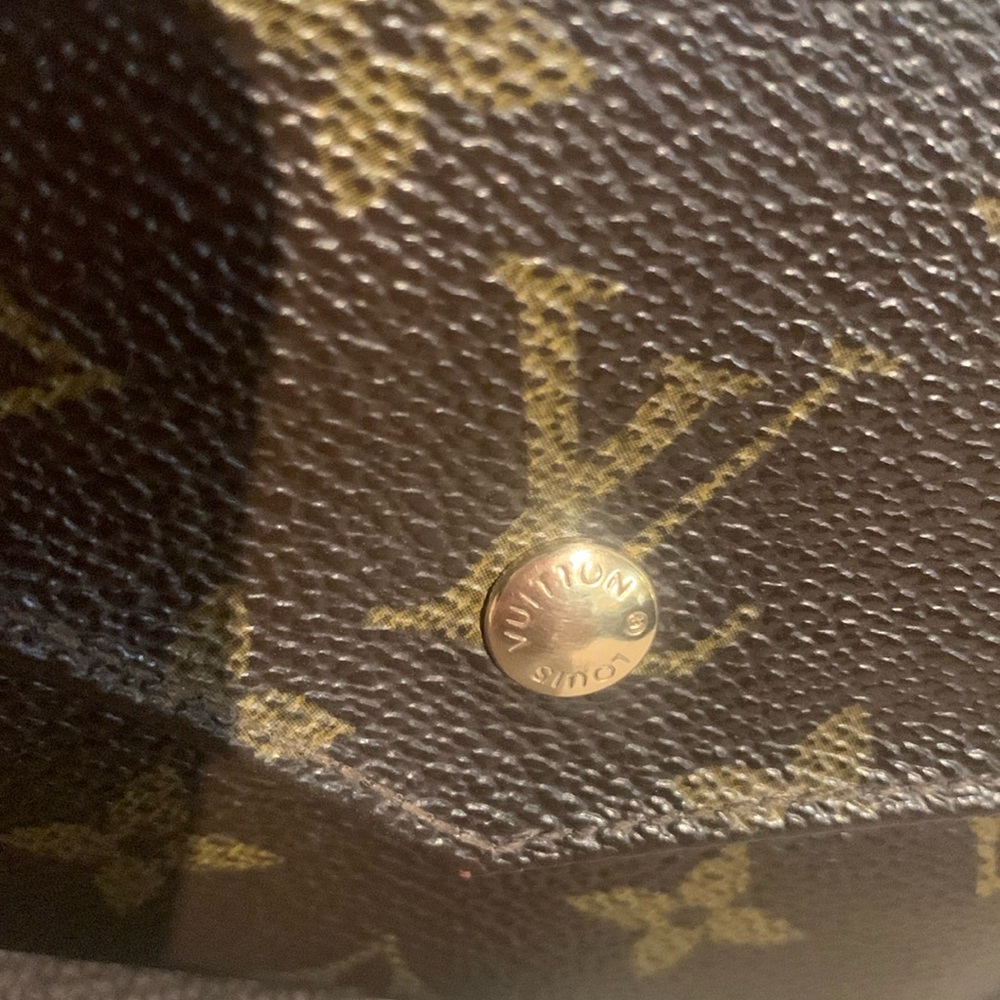 Vintage Louis Vuitton Mono Dual Snap Wallet - Picture 10 of 16
